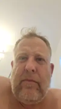 Snapshot of Mikey40wv chatting on July 4, 4:24 pm Mikey40wv online show from July 4, 4:24 pm
