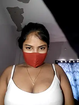 Snapshot of Red_Love_1 chatting on December 21, 3:57 am Red Love 1 online show from December 21, 3:57 am