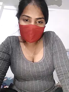 Snapshot of Red_Love_1 chatting on January 6, 5:38 pm Red Love 1 online show from January 6, 5:38 pm