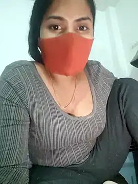 Snapshot of Red_Love_1 chatting on January 7, 6:10 pm Red Love 1 online show from January 7, 6:10 pm