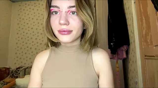 MelaineAytes online show from November 18, 8:08 am