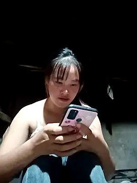 Snapshot of sorry-yeu chatting on November 16, 2:11 pm sorry-yeu online show from November 16, 2:11 pm