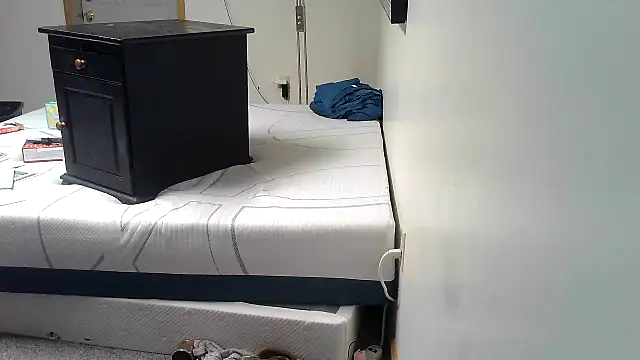 Snapshot of Redheadstud chatting on March 1, 7:05 pm Redheadstud online show from March 1, 7:05 pm