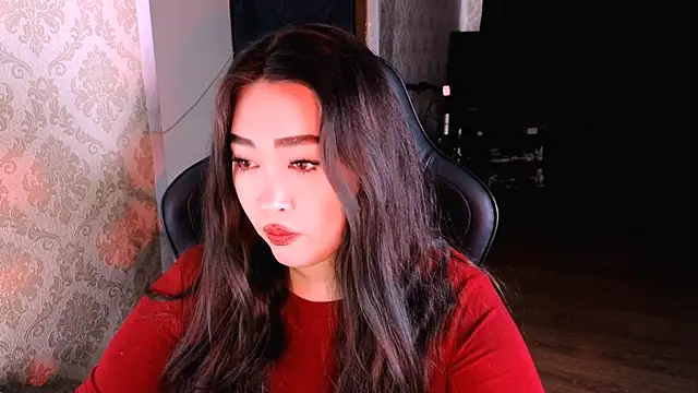 Emma Uilson online show from February 15, 5:15 am