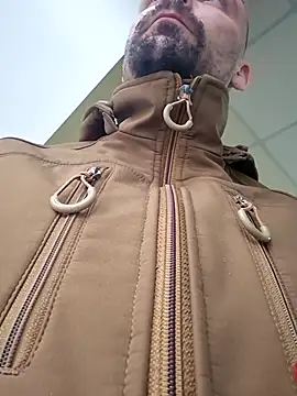 Gregorywhitelegs online show from April 2, 2:04 pm