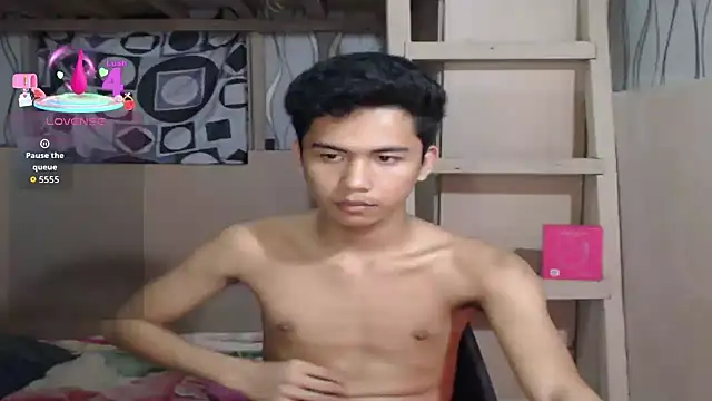 Snapshot of Not_FoundAsian chatting on November 16, 5:18 pm Not FoundAsian online show from November 16, 5:18 pm