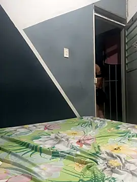 lizmy online show from December 3, 6:10 am