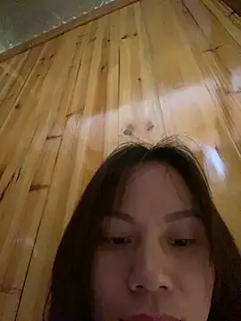 Trangbabylove online show from April 19, 1:27 am