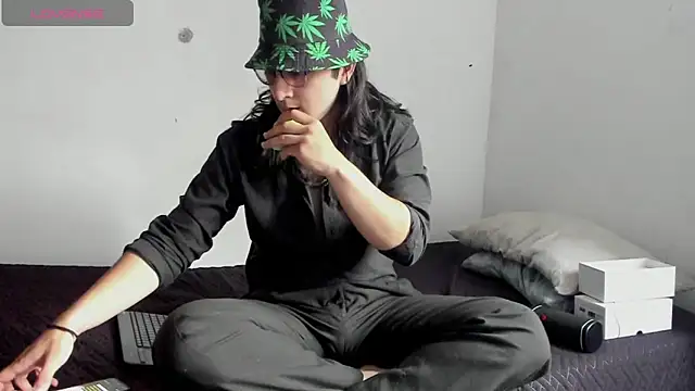 Amoneth Xx online show from January 14, 8:03 pm