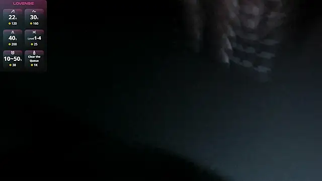 Snapshot of Violet_Moon20 chatting on January 16, 4:05 am Violet Moon20 online show from January 16, 4:05 am