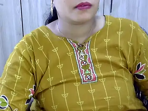 Snapshot of Muskan_Jha chatting on March 25, 3:45 am Muskan Jha online show from March 25, 3:45 am