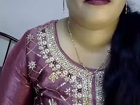 Snapshot of Muskan_Jha chatting on July 2, 12:22 pm Muskan Jha online show from July 2, 12:22 pm