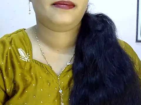Snapshot of Muskan_Jha chatting on July 19, 2:04 am Muskan Jha online show from July 19, 2:04 am