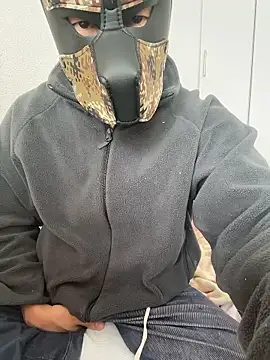 Snapshot of briefs_yoshi chatting on January 6, 2:04 am briefs yoshi online show from January 6, 2:04 am