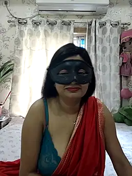 Cute-richa1 online show from April 9, 5:07 am