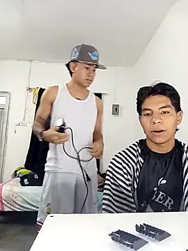 Snapshot of clousth chatting on November 15, 7:21 pm clousth online show from November 15, 7:21 pm