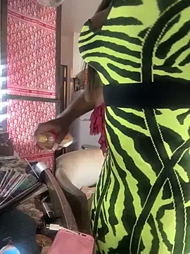 Motherbigbus online show from March 24, 11:43 pm