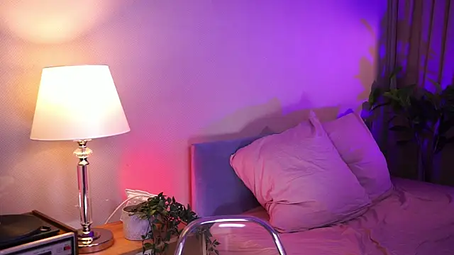 lexy exe online show from June 12, 8:52 pm