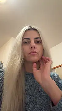 Snapshot of feliciafelon chatting on February 3, 8:25 pm feliciafelon online show from February 3, 8:25 pm