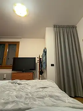 Snapshot of feliciafelon chatting on February 11, 8:03 pm feliciafelon online show from February 11, 8:03 pm