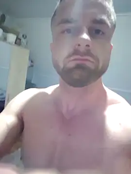 Snapshot of Mateo1112dj chatting on November 16, 3:23 am Mateo1112dj online show from November 16, 3:23 am