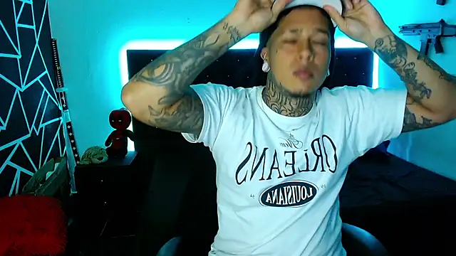 Zero-X9 online show from February 10, 9:08 pm