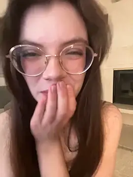 Snapshot of Enigma2007 chatting on November 18, 7:57 am Enigma2007 online show from November 18, 7:57 am