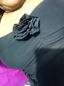 arpitaroy0 online show from March 17, 1:03 pm