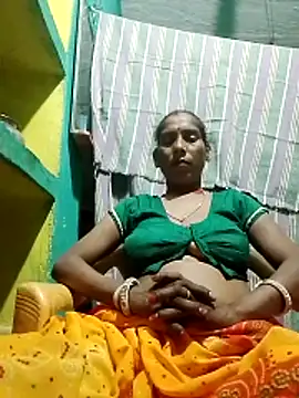 Snapshot of Xx_savita chatting on April 23, 11:07 pm Xx savita online show from April 23, 11:07 pm