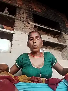 Snapshot of Xx_savita chatting on April 28, 3:55 am Xx savita online show from April 28, 3:55 am