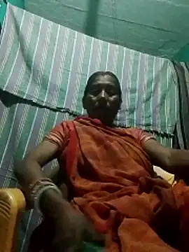 Snapshot of Xx_savita chatting on May 5, 5:43 pm Xx savita online show from May 5, 5:43 pm