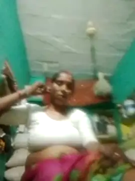 Snapshot of Xx_savita chatting on May 30, 6:27 pm Xx savita online show from May 30, 6:27 pm