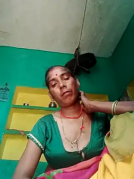 Snapshot of Xx_savita chatting on June 25, 9:36 am Xx savita online show from June 25, 9:36 am