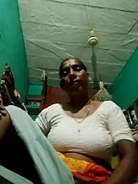 Snapshot of Xx_savita chatting on June 25, 9:41 pm Xx savita online show from June 25, 9:41 pm