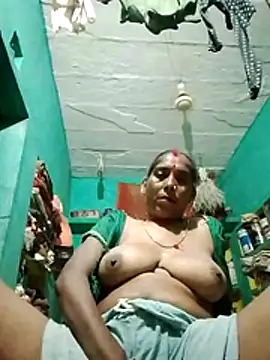 Snapshot of Xx_savita chatting on June 30, 8:54 pm Xx savita online show from June 30, 8:54 pm