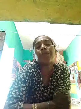 Snapshot of Xx_savita chatting on July 7, 8:07 am Xx savita online show from July 7, 8:07 am