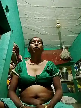 Snapshot of Xx_savita chatting on July 14, 11:10 pm Xx savita online show from July 14, 11:10 pm