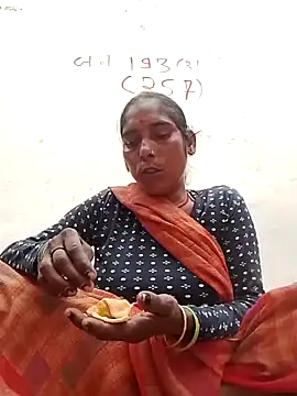 Snapshot of Xx_savita chatting on July 19, 12:31 pm Xx savita online show from July 19, 12:31 pm