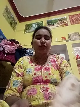 Snapshot of Sexi_soniy432 chatting on November 29, 9:45 am Sexi soniy432 online show from November 29, 9:45 am