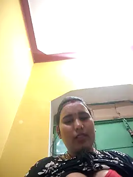 Snapshot of Sexi_soniy432 chatting on March 3, 5:41 pm Sexi soniy432 online show from March 3, 5:41 pm