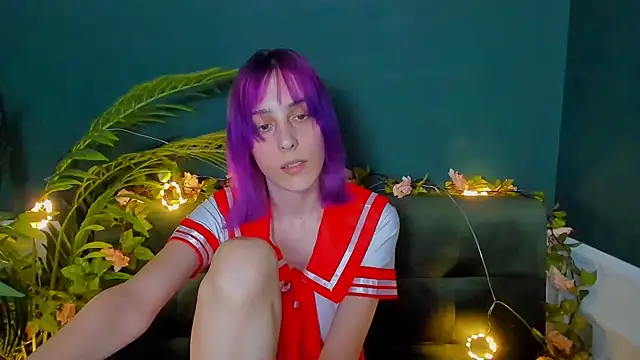 MiilaGlow online show from March 26, 2:11 pm