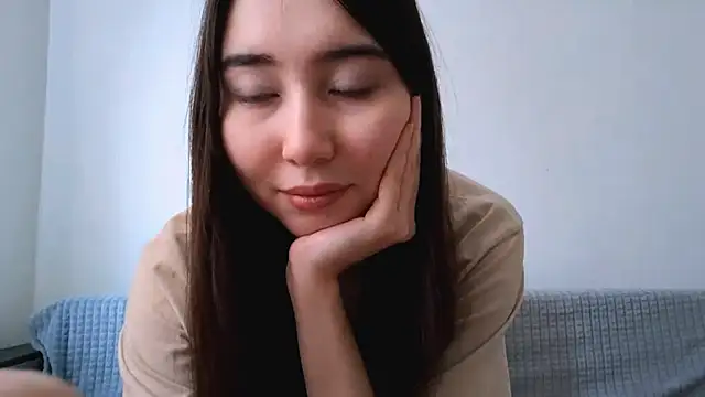 Snapshot of Alice_puff chatting on November 18, 10:09 am Alice puff online show from November 18, 10:09 am