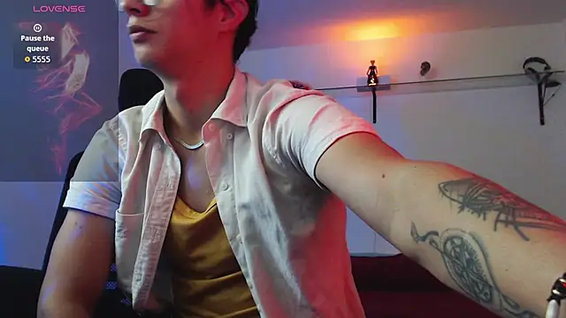 Snapshot of Brandon_starkk chatting on May 1, 12:21 pm Brandon starkk online show from May 1, 12:21 pm