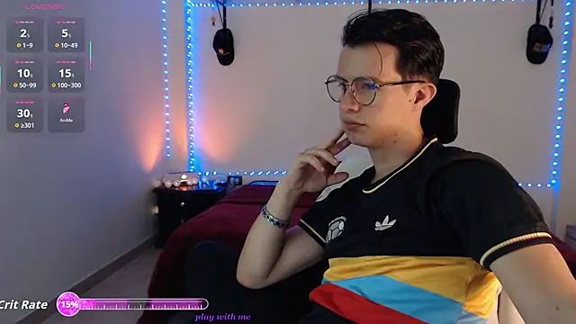 Snapshot of Brandon_starkk chatting on June 12, 9:46 pm Brandon starkk online show from June 12, 9:46 pm