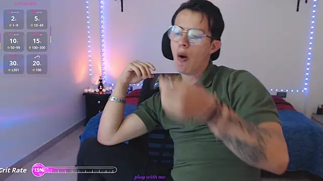 Snapshot of Brandon_starkk chatting on June 22, 11:57 pm Brandon starkk online show from June 22, 11:57 pm