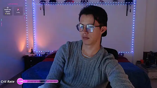 Snapshot of Brandon_starkk chatting on July 24, 2:42 am Brandon starkk online show from July 24, 2:42 am