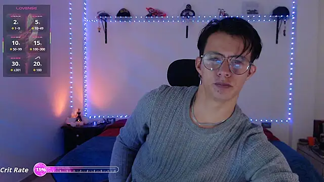 Snapshot of Brandon_starkk chatting on July 27, 10:50 pm Brandon starkk online show from July 27, 10:50 pm