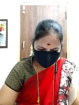 Queen-Neha online show from May 9, 9:47 am