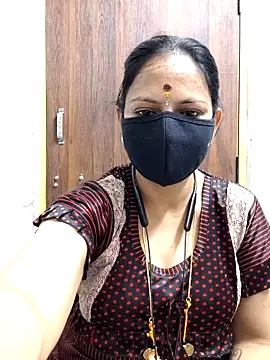 Queen-Neha online show from May 9, 9:53 pm