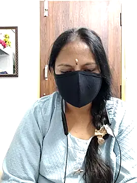 Queen-Neha online show from May 10, 7:08 pm